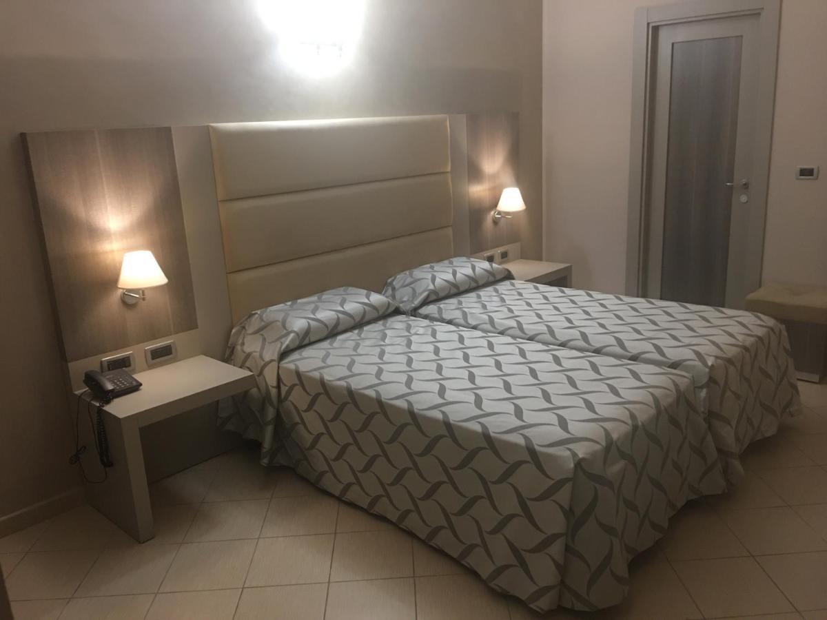 Hotel Niagara Catanzaro Esterno foto