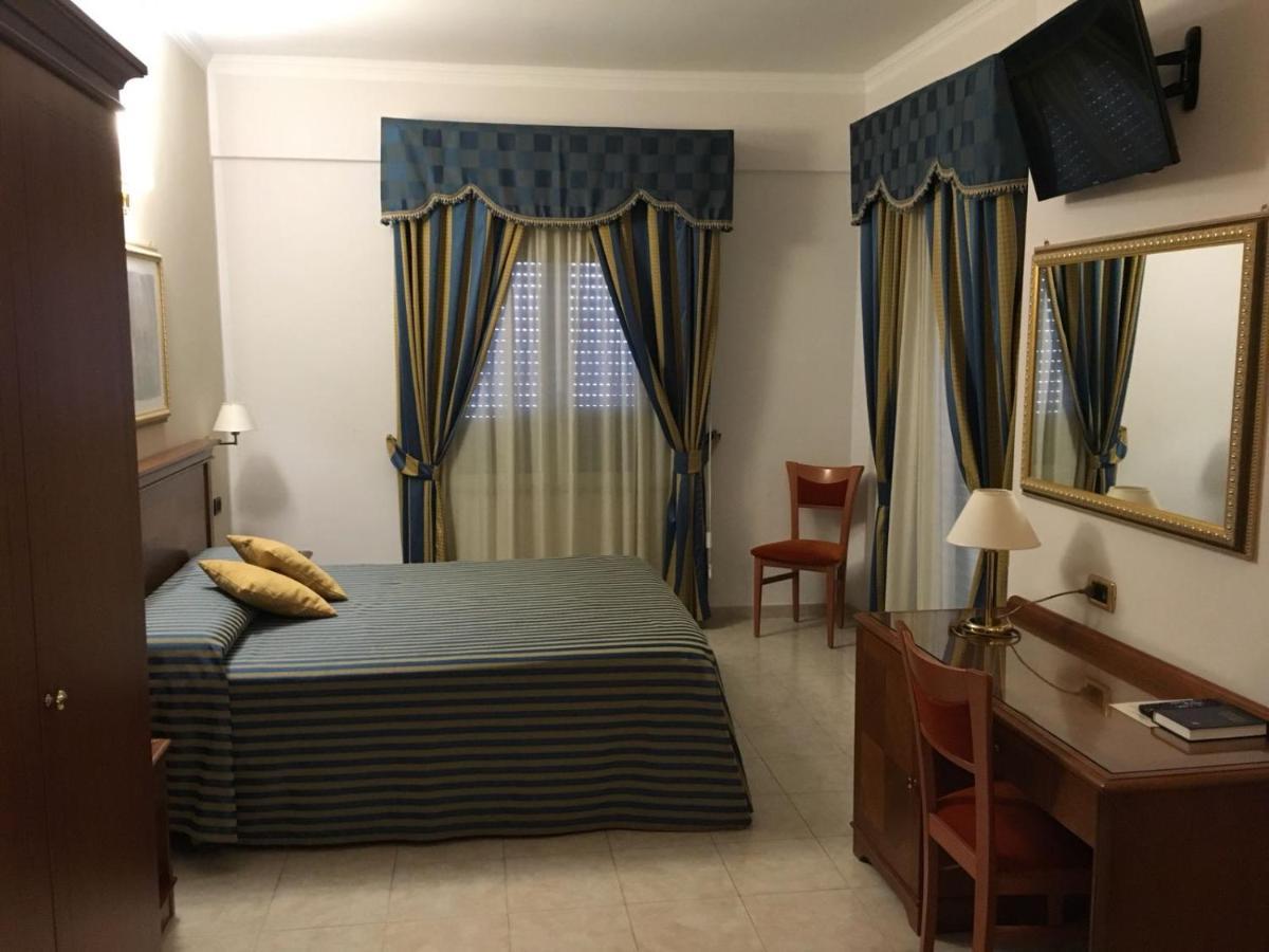 Hotel Niagara Catanzaro Esterno foto